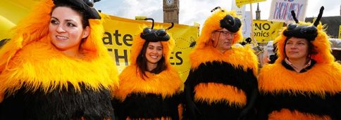 Протест против пестицидов в Британии